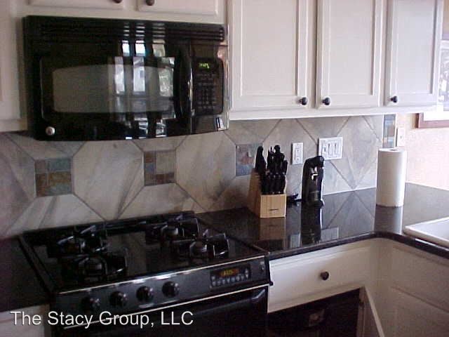 Foto del edificio - 106 Hill Country Dr