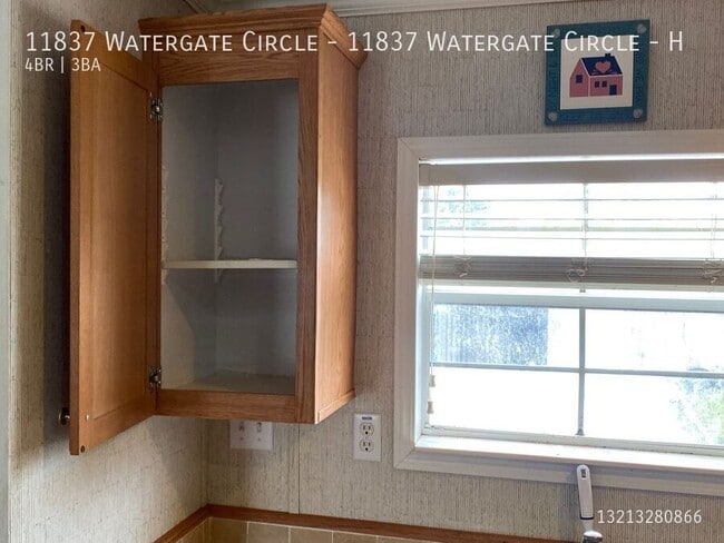 Building Photo - 11837 Watergate Cir