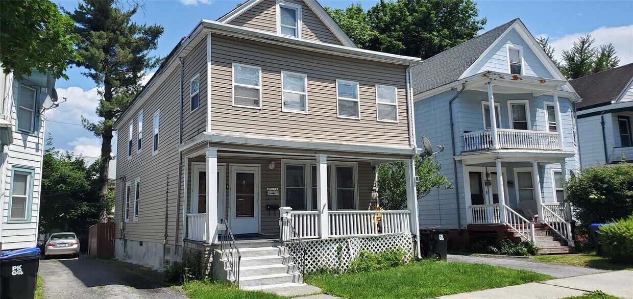 Primary Photo - 7 Gray St