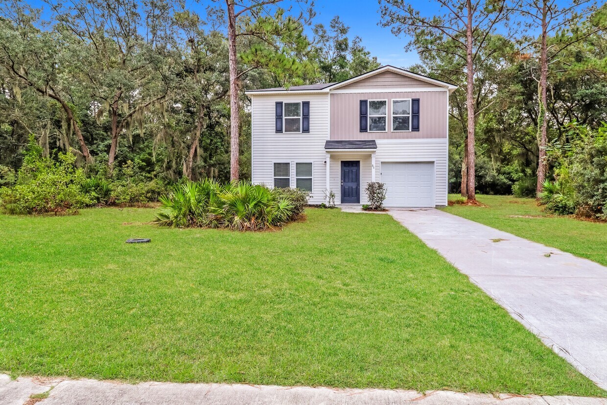 Primary Photo - 86 Fishtales Dr