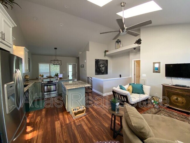 Building Photo - 9705 Autumnwood Pl