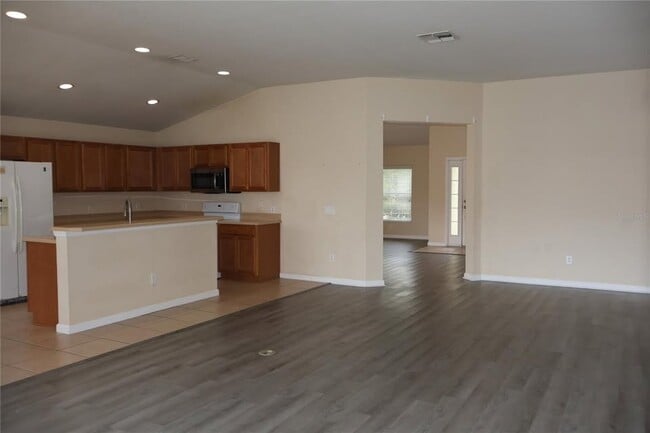 Building Photo - 5544 SW 40th St