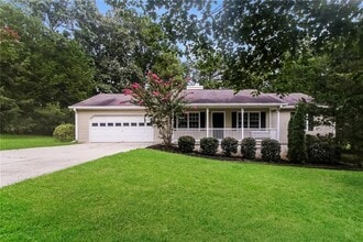 Building Photo - 35 Quails Ct