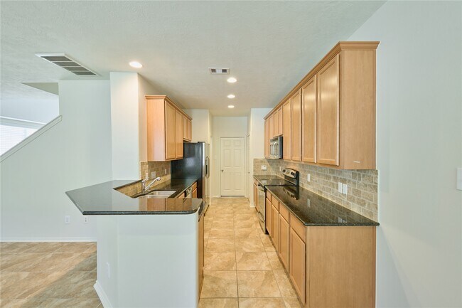 Foto del edificio - 327 Bloomhill Pl