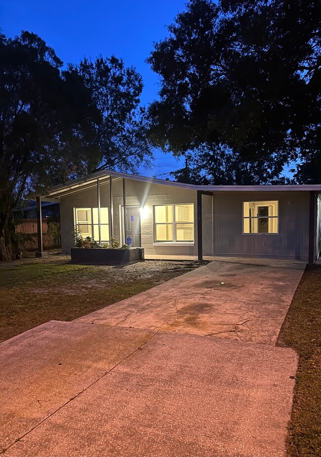 Photo - 4928 Shoshone St (Orlando, FL) House
