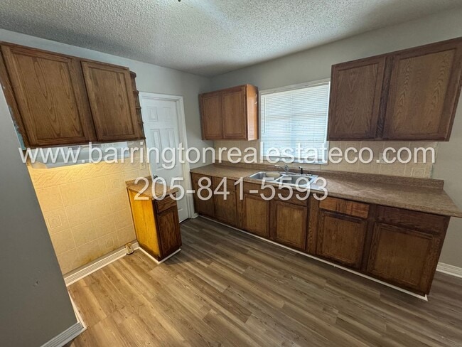 Building Photo - 216 Sanford Dr