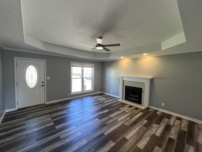 Building Photo - 808 Leigh Ann Dr