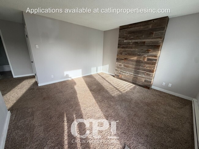 Building Photo - 131 Dillon Dr. Unit B- Kelso, WA