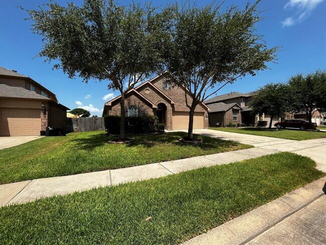 Building Photo - 16007 David Hill Ln
