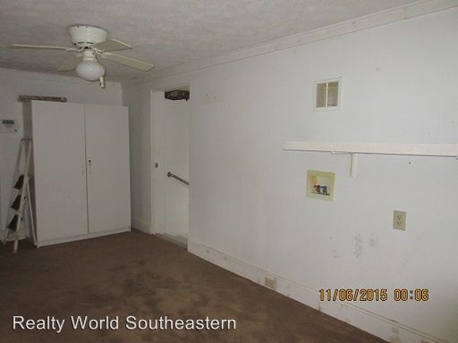 Building Photo - 20450 US Highway 421