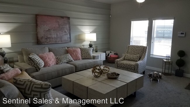 Foto del edificio - 4 br, 3 bath House - 333 N. 725 E.