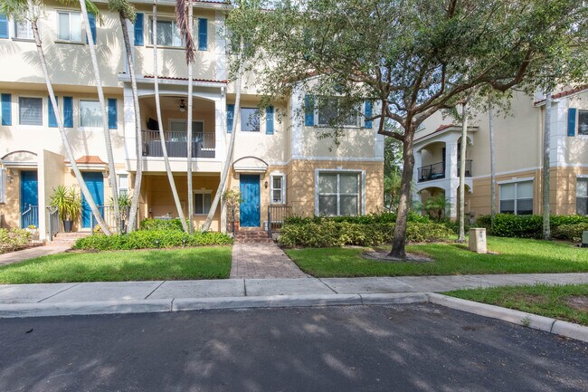 Building Photo - 2874 S Oasis Dr