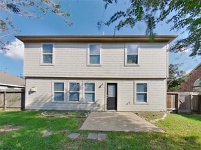 Building Photo - 2034 Indian Clearing Trail