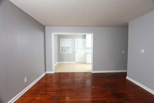 Foto del edificio - 6502-6506 E Bayley St