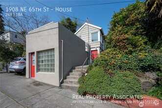 Building Photo - 1908 NE 65th St