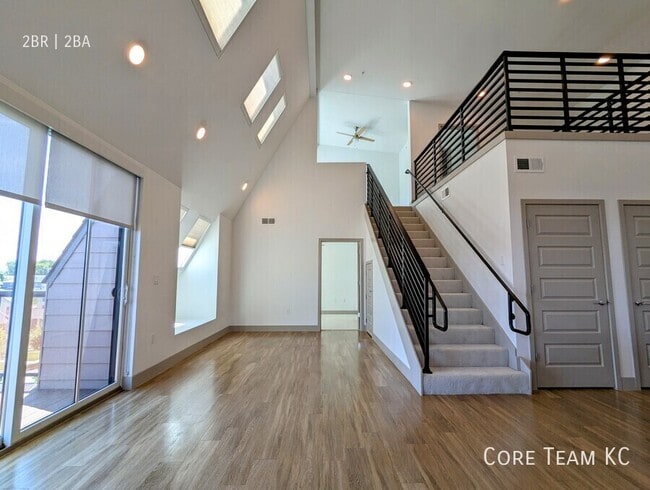 Foto del edificio - 2455 Troost Ave