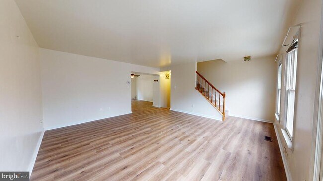 Foto del edificio - 110 Rolling Hill Ct