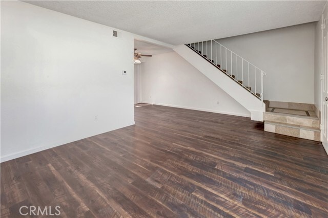 Building Photo - 24511 Alta Vista Dr