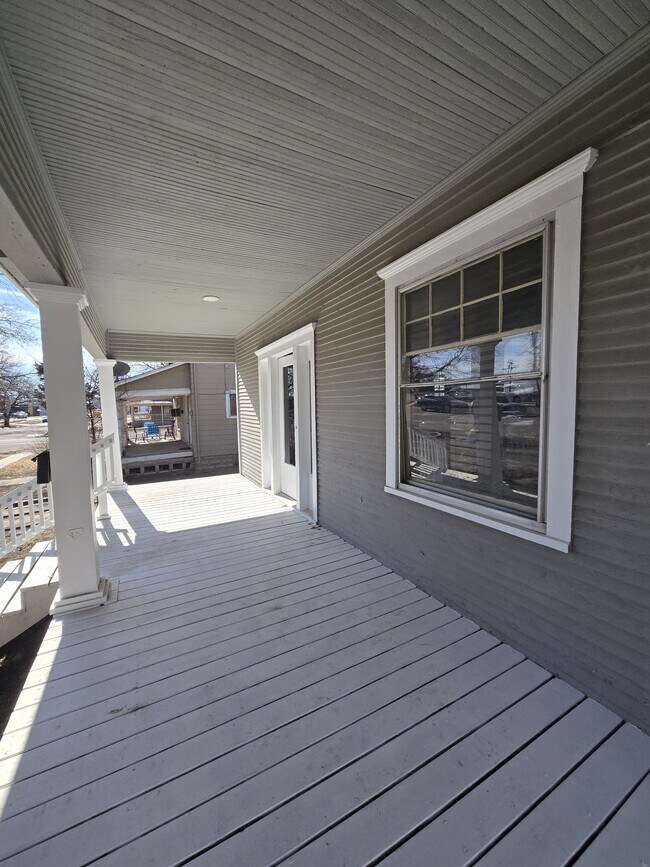 Foto del edificio - 905 N Pennsylvania Ave