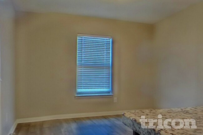 Building Photo - 173 Bandana Cir