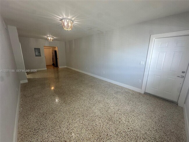 Building Photo - 836 81st St