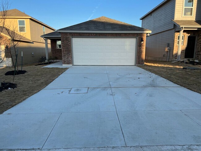 Foto del edificio - 13120 Candace Wy