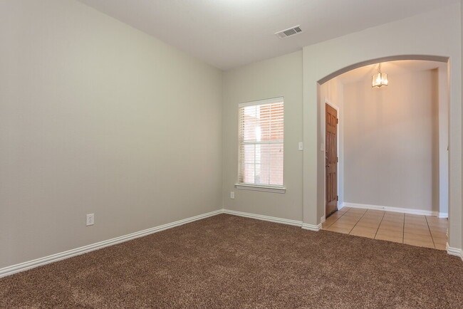 Foto del edificio - 609 Cove Ct