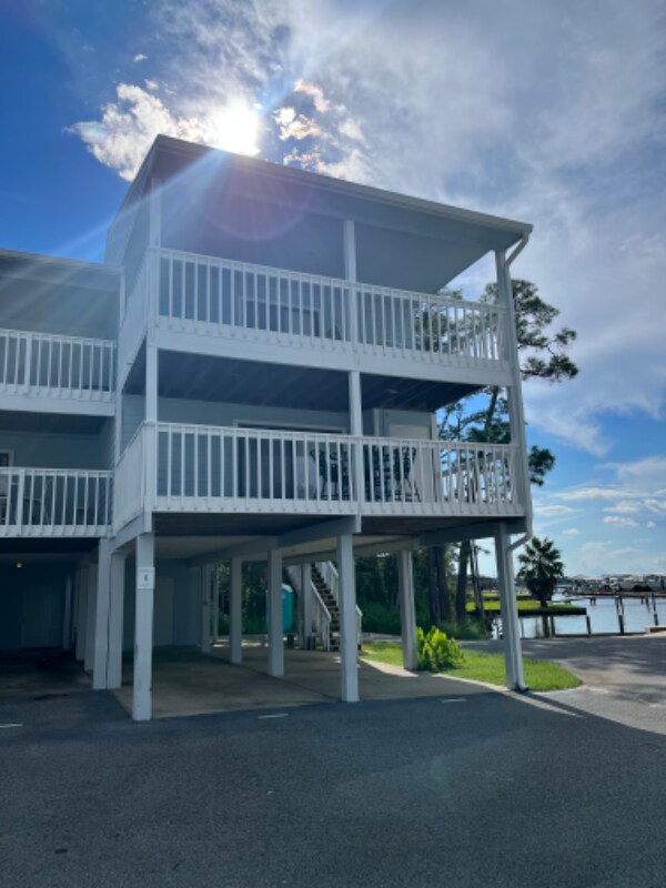 Building Photo - 25861 Canal Rd