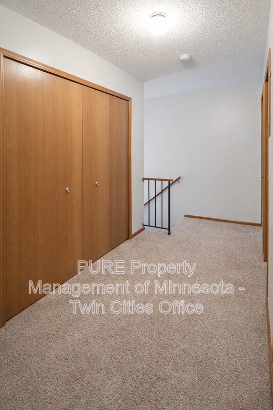 Building Photo - 4068 Meadowlark Curve