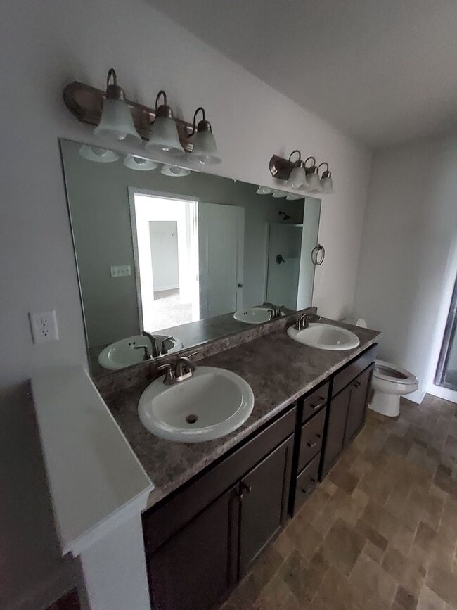 Building Photo - 8799 Arendale Dr