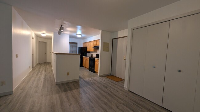 Foto del edificio - 1144 Morraine View Dr