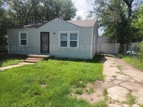 Building Photo - 1217 N Lorraine Ave