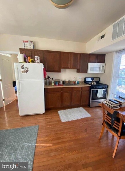 Foto del edificio - 3900 Terrace St