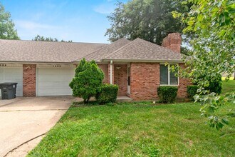Building Photo - 1506-1508 Jessica Dr
