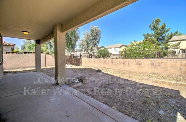 Foto del edificio - 15882 N 172nd Ln