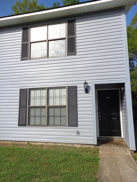 Foto principal - 140 Gunter Ln