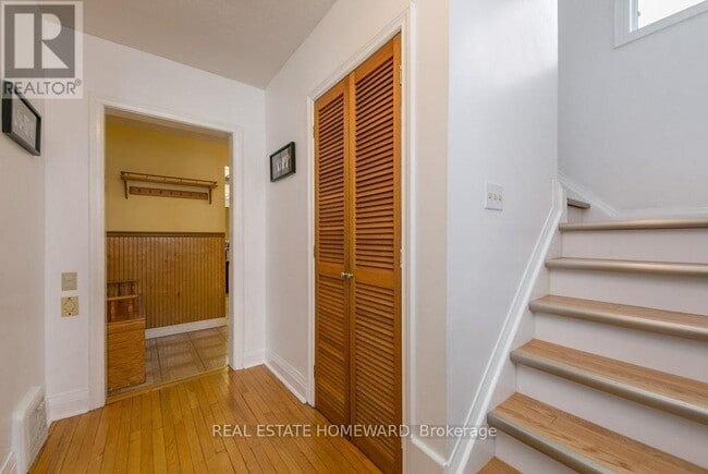 Building Photo - 87 Ashbourne Dr