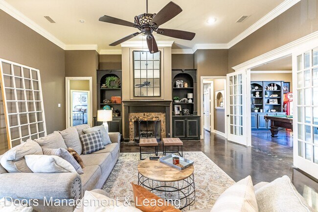 Building Photo - 4 br, 3 bath House - 5108 97th Street