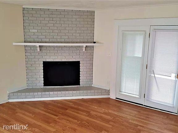 Building Photo - 1801 Mt Holly-Huntersville Rd
