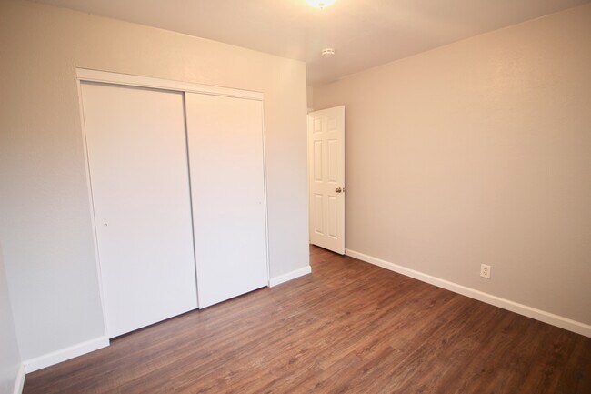 Building Photo - 1631 Tabor St