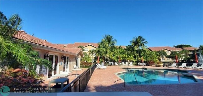 Foto del edificio - 8977 Wiles Rd