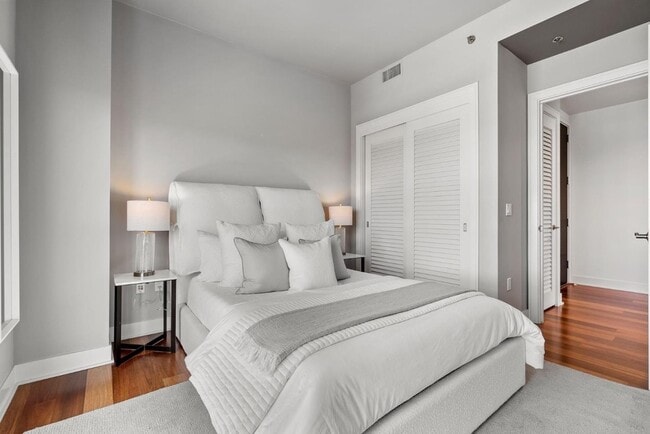 Photo - 2475 Brickell Ave Apartment