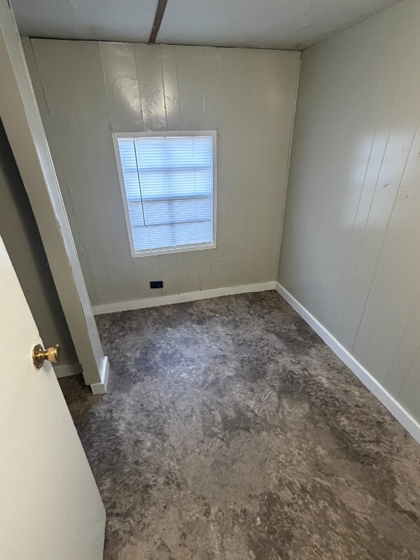 Foto del edificio - 129 Edwards St SE