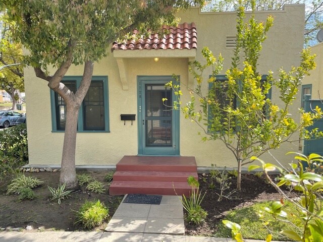 Front door - 1728 Whitefield Rd