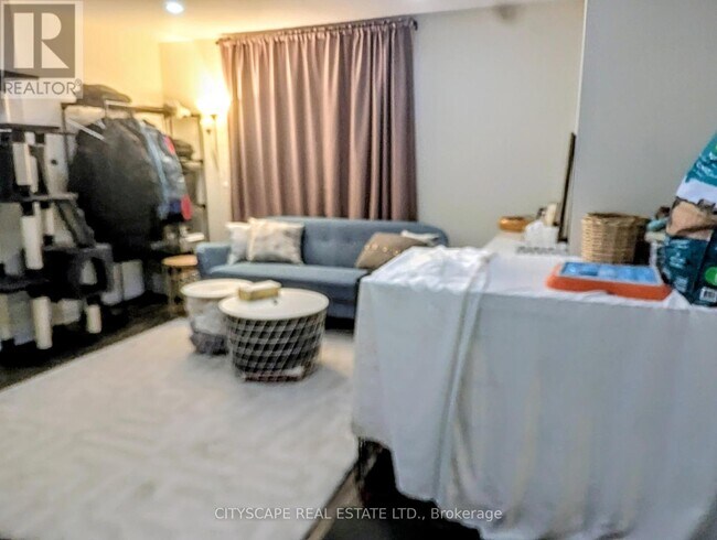 Building Photo - 75 Suttonrail Wy