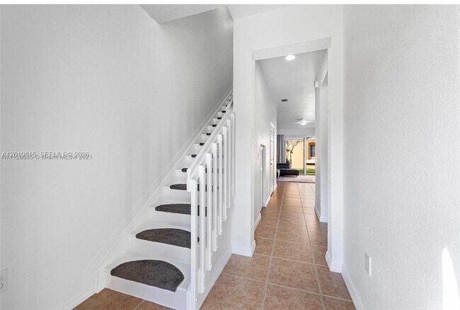 Foto del edificio - 1820 SW 89th Terrace