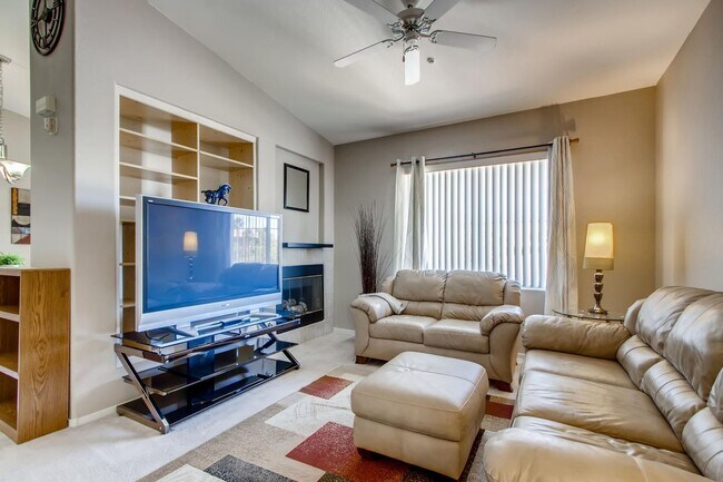Building Photo - Gorgeous 2nd Floor Gated Summerlin Communi...