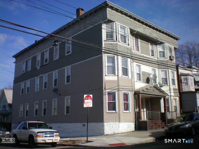 Foto del edificio - 1145 Ogden St Ext