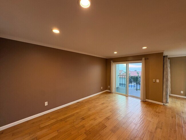 Building Photo - Charming 2B/2BA Condo in the Heart of Carlsbad