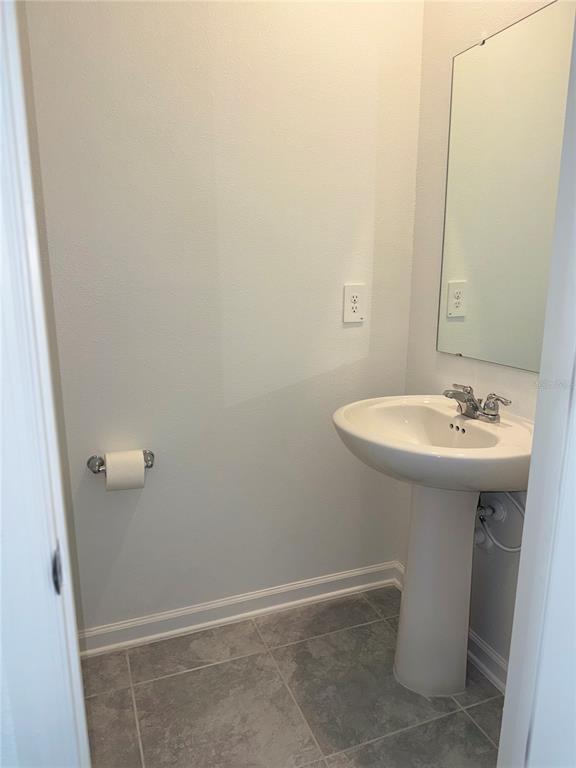 Building Photo - 1326 Deepwater Cir